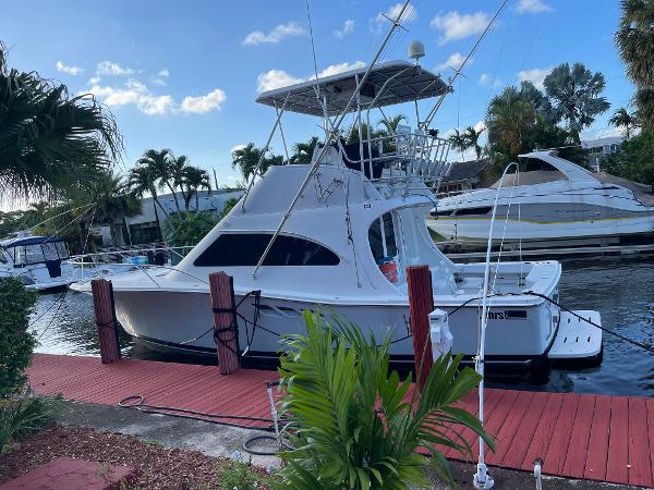 Luhrs 36 Convertible