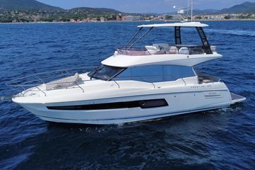 2021 Prestige 460