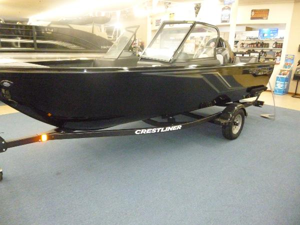 2024 Crestliner 1750 Hawk WT w/ Jumpseat
