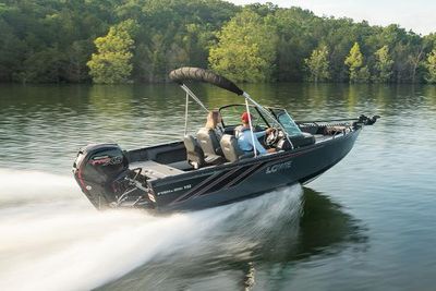 Lowe FS 1800 Boat