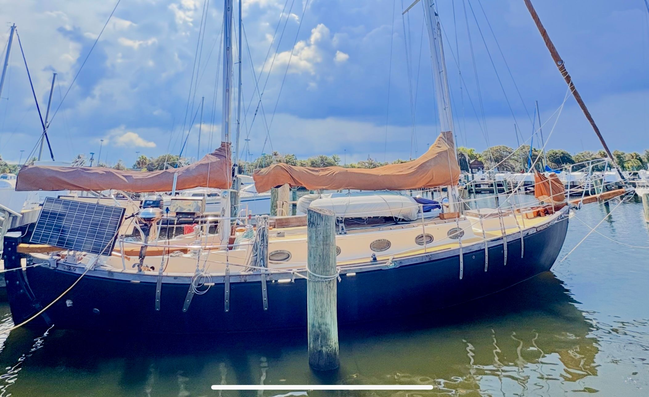 1993 Bluewater Ingrid 38