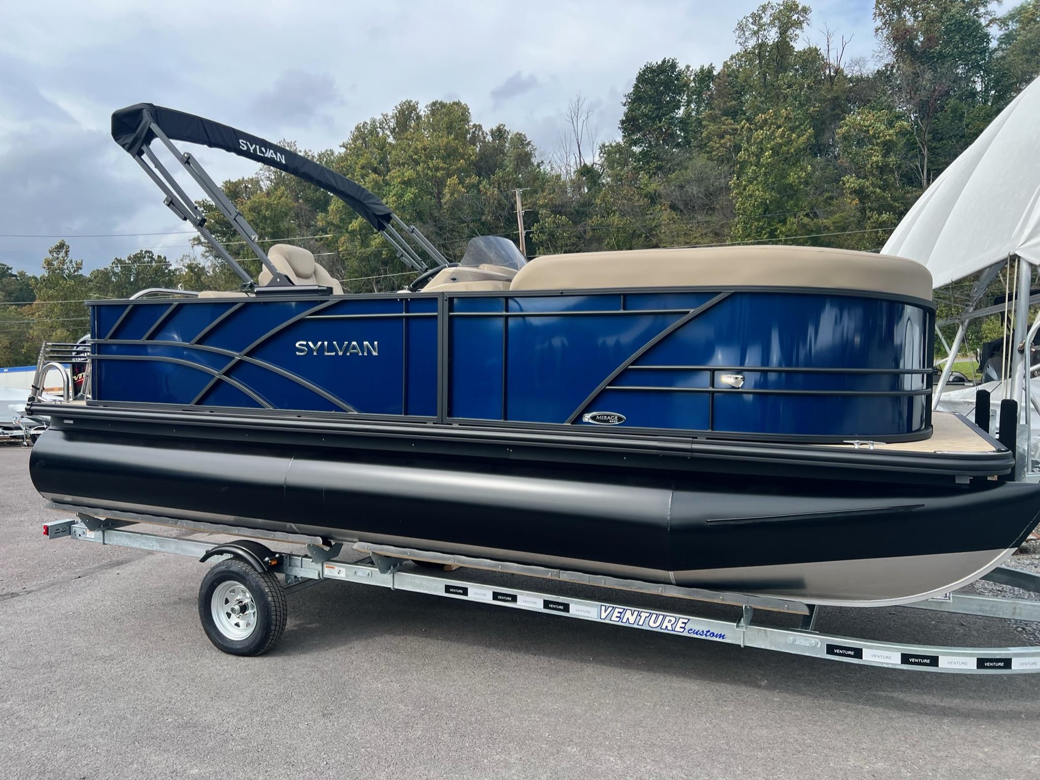 2025 Sylvan 8520 Cruise - In Stock