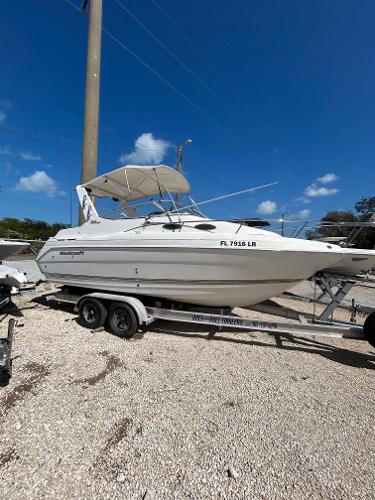 2002 Wellcraft 2400 Martinique