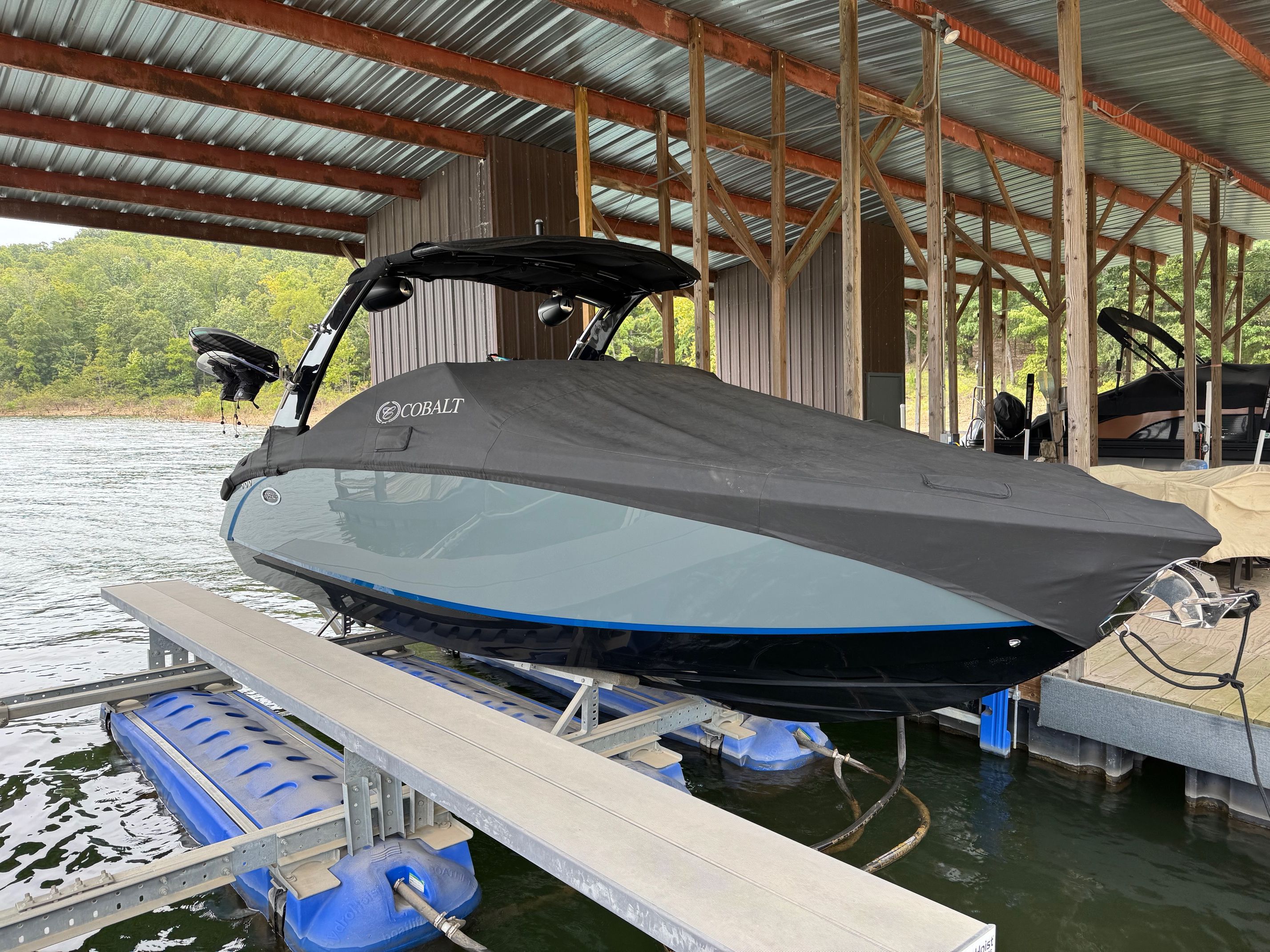 2021 Cobalt R5 Surf