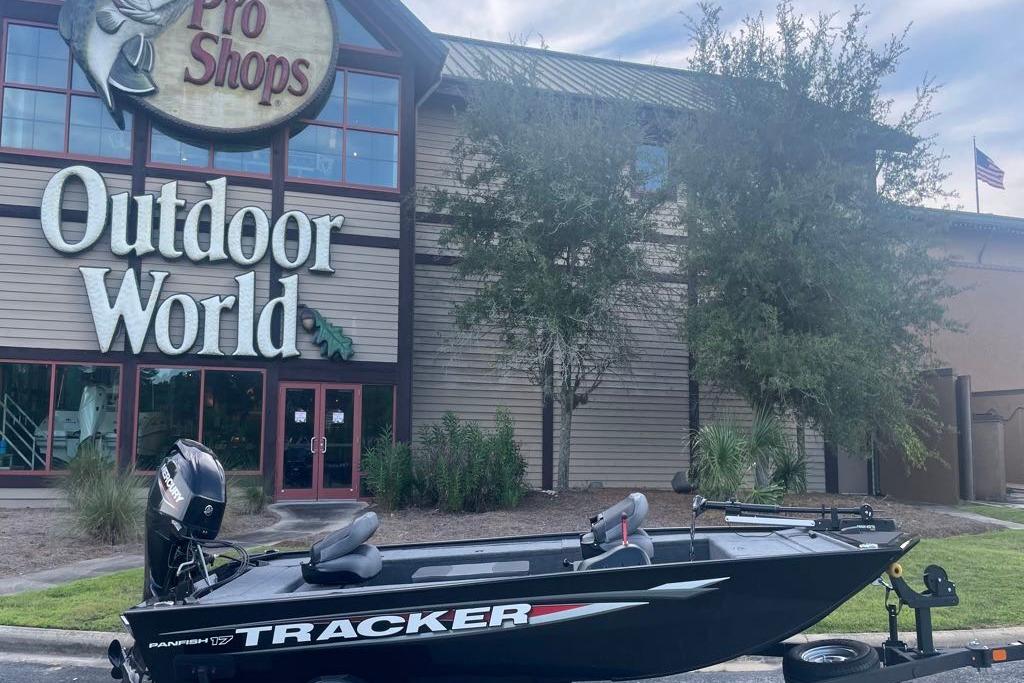 2025 Tracker Panfish 17