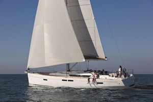 Jeanneau Sun Odyssey 469 2015 Jeanneau Sun Odyssey 469 sailing on open water under clear skies.