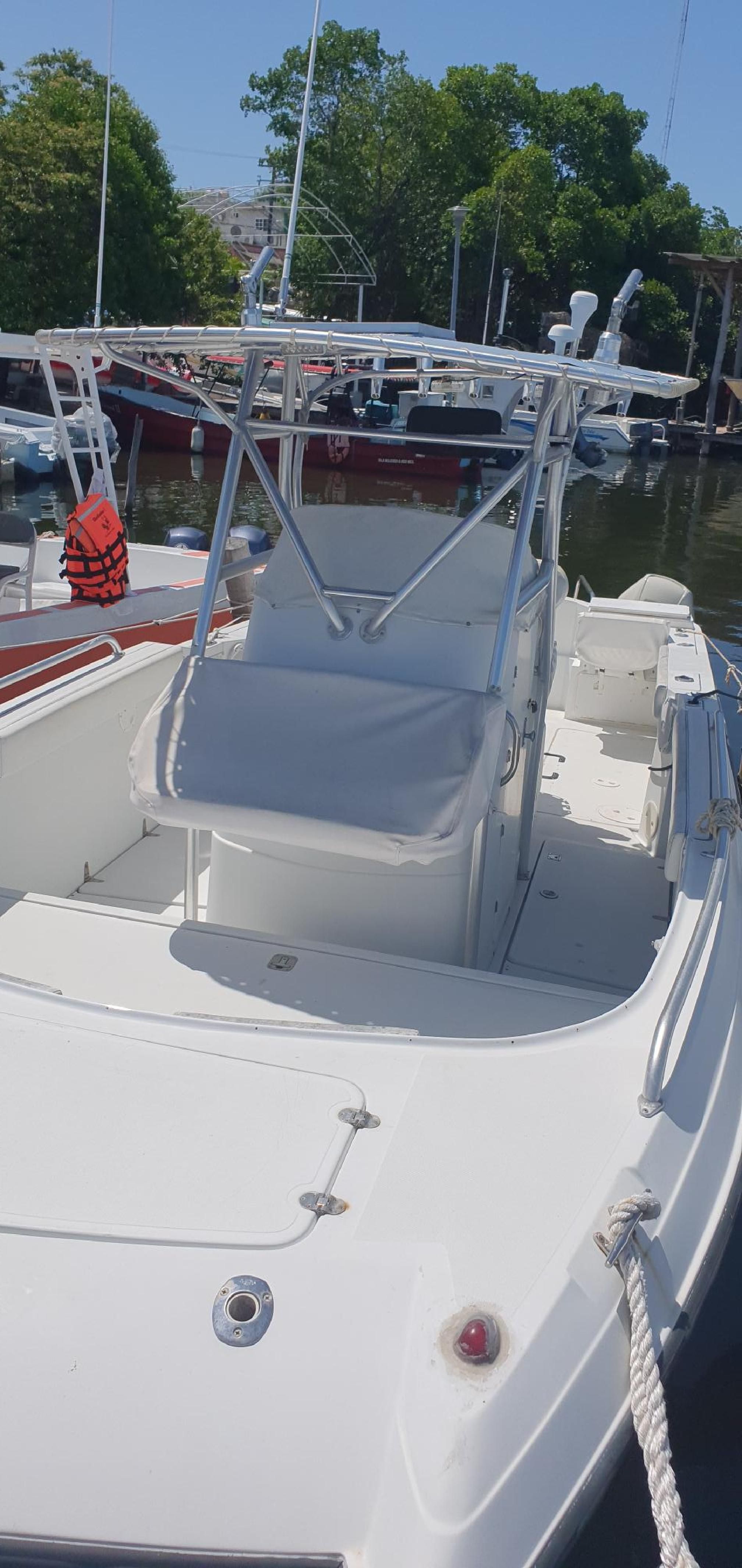 2004 Glacier Bay 2600