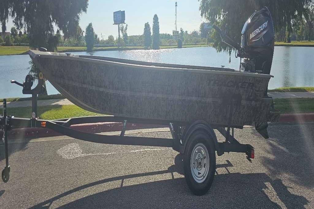 2026 Tracker Grizzly 1654 T Sportsman