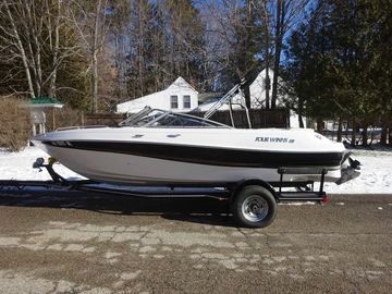 2004 Four Winns 200 Horizon