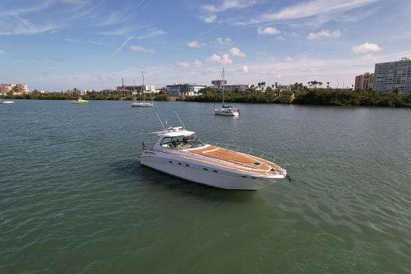 Sea Ray 510 Sundancer 2001 Sea Ray 510 Sundancer yacht on calm water under a clear sky.