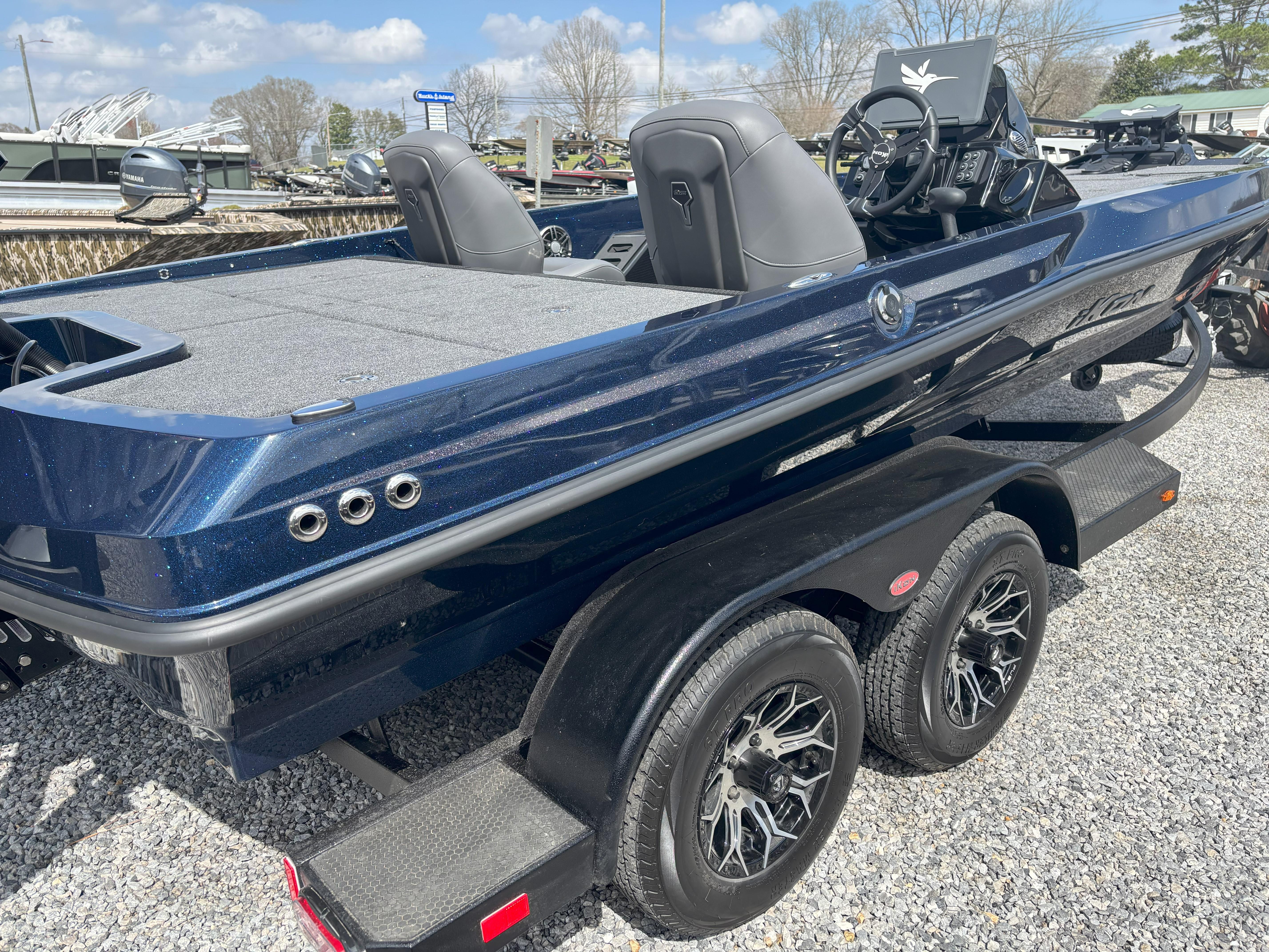 2025 iKon VLX20