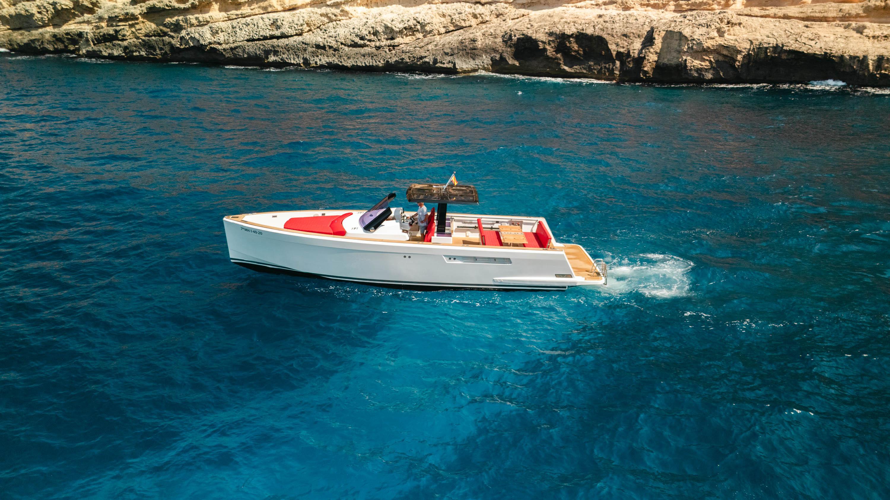 2020 Fjord 40 Open