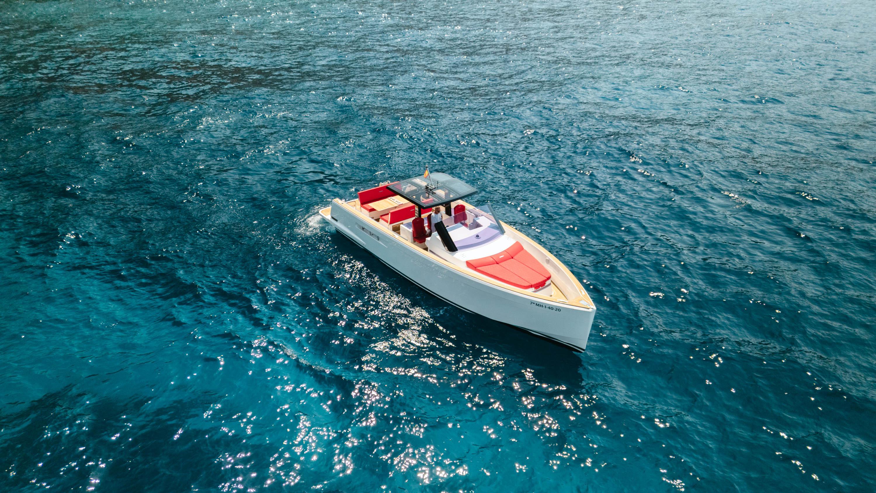 2020 Fjord 40 Open