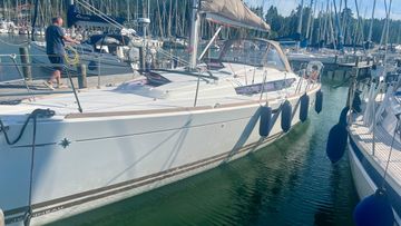 2012 Jeanneau Sun Odyssey 379 Performance