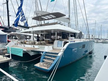 2012 Lagoon 620