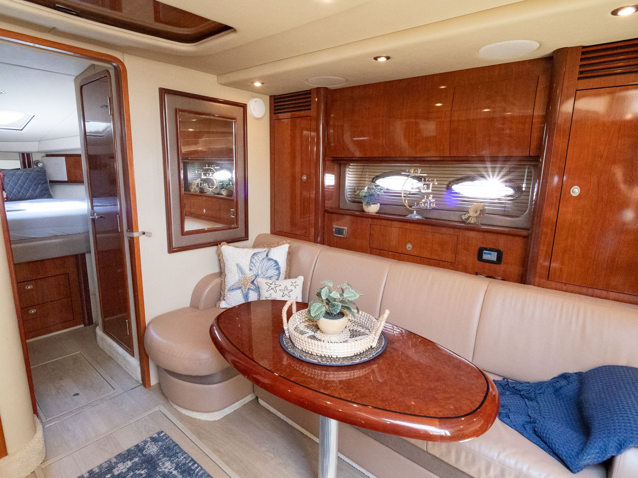 2004 Sea Ray 390 Sundancer