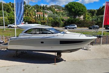 2015 Jeanneau Leader 36