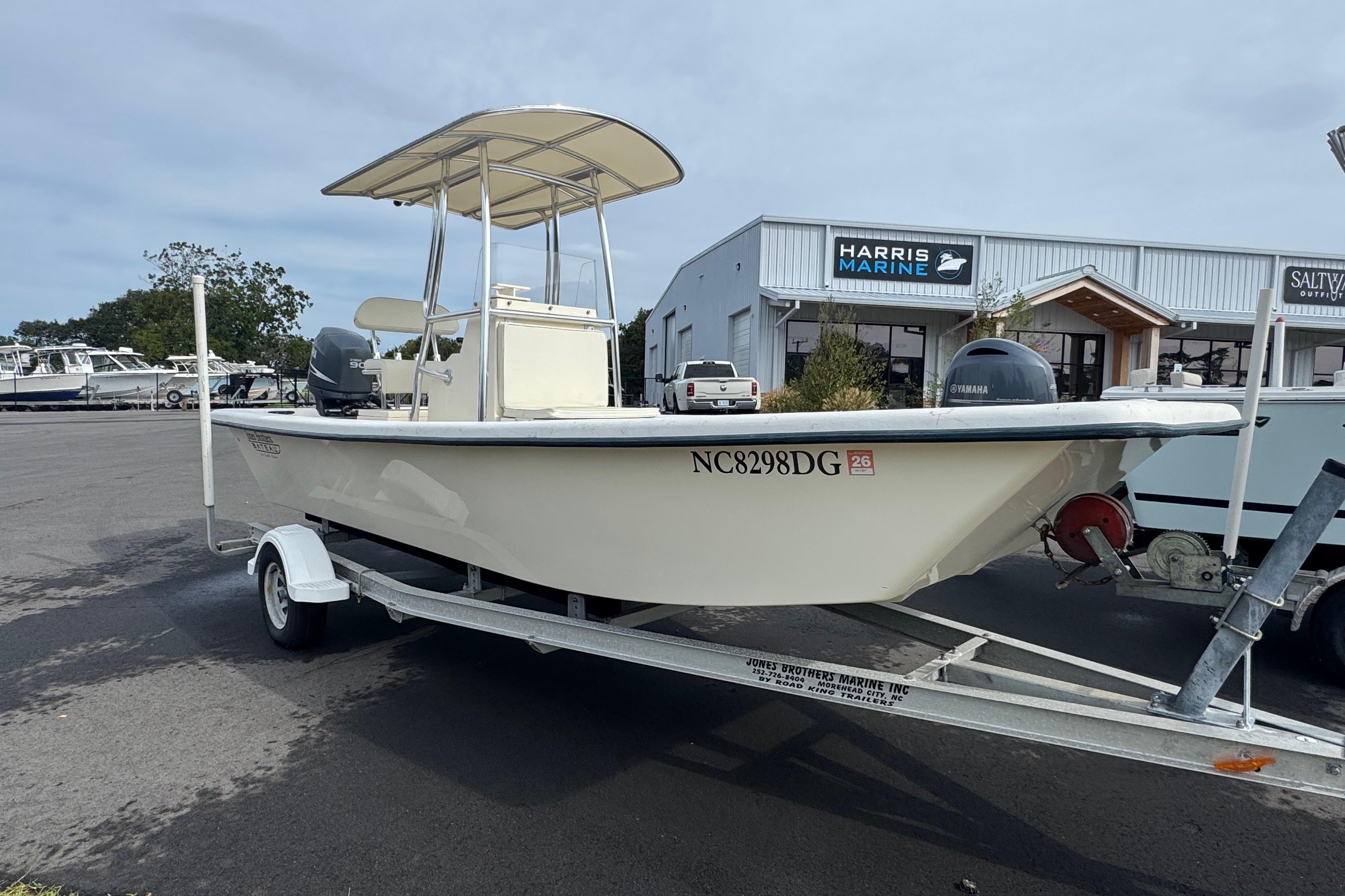 2007 Jones Brothers 20 Bateau