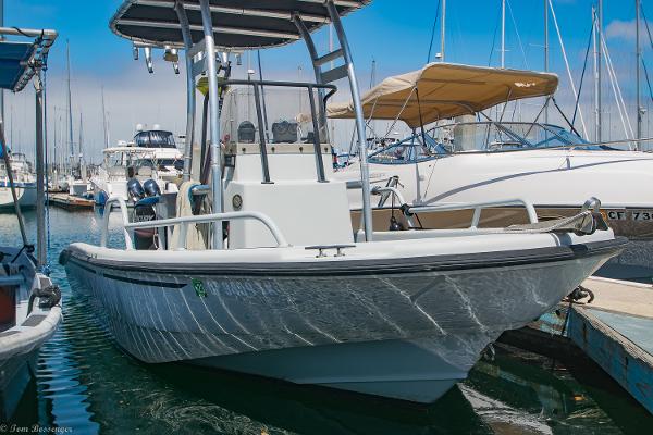 2006 Boston Whaler Guardian 16