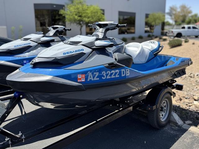 水上オートバイ用 SEADOO GTX 170 '20 OEM LONG BEACH BLUE, SEAT DRIVER Used (269003267) [X2306-52] SEADOO GTX 170 '20 OEM LONG BEACH BLUE, SEAT DRIVER Used