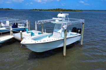 2018 Conch 30