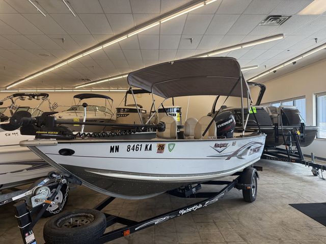 2006 Alumacraft Navigator 165T