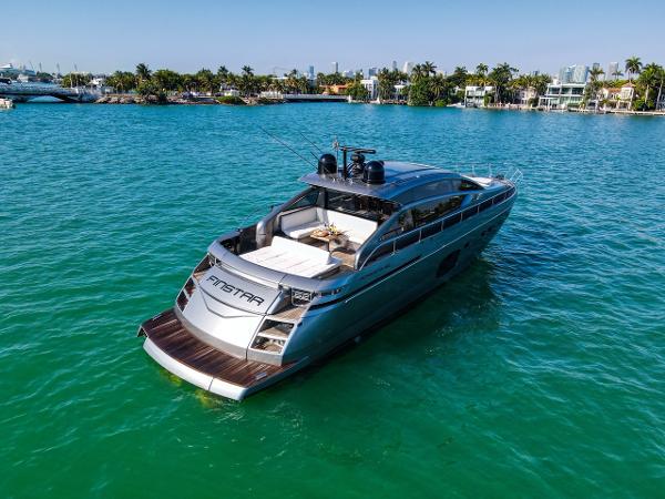 2014 Pershing 62