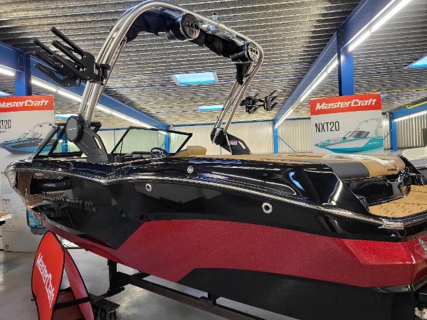 2025 MasterCraft NXT20