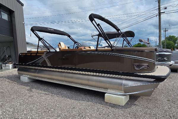 2025 Avalon Platinum LSZ 2585 Elite