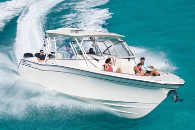 Grady-White Freedom 335 Boat