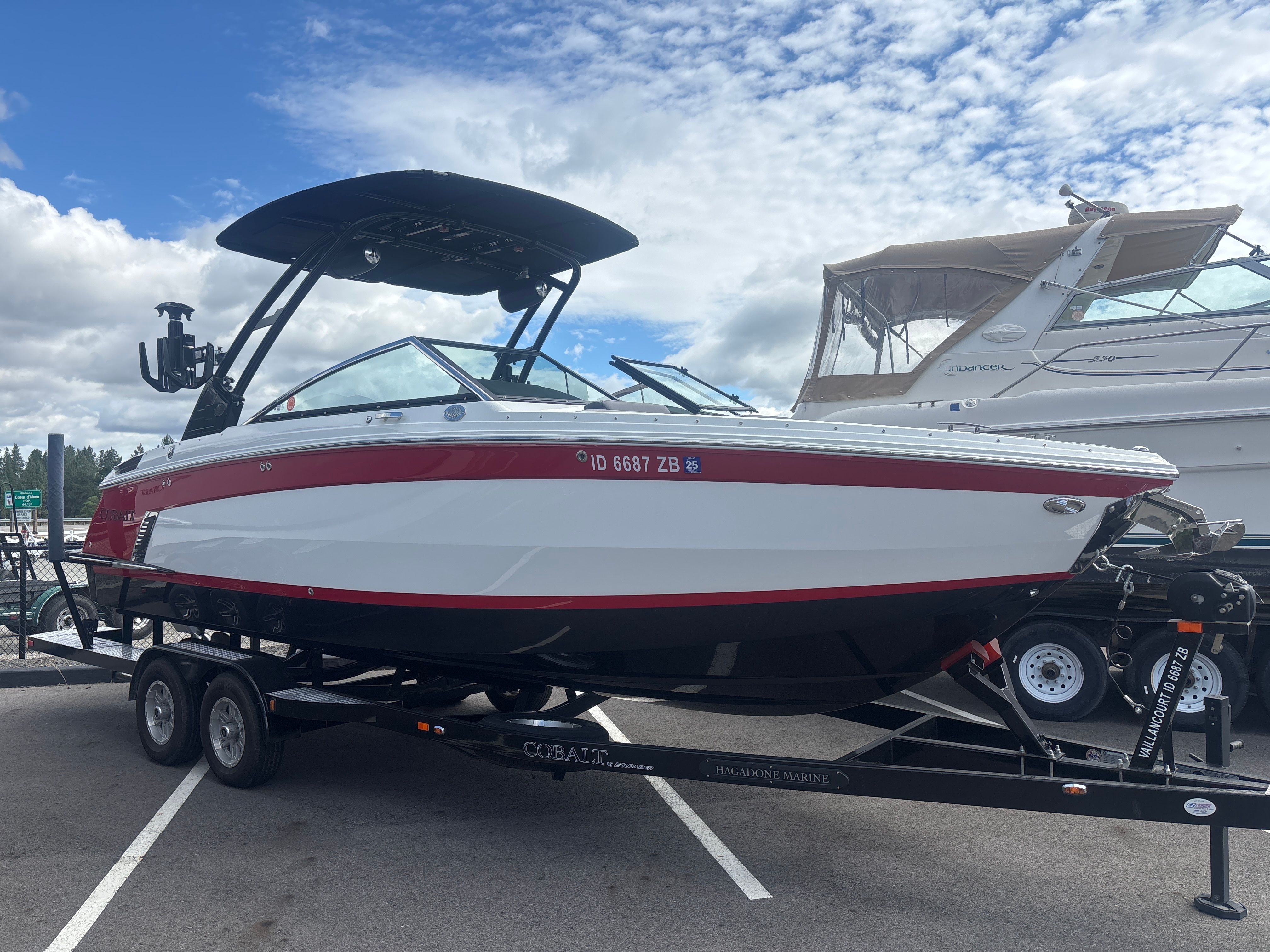 2022 Cobalt R6 Surf