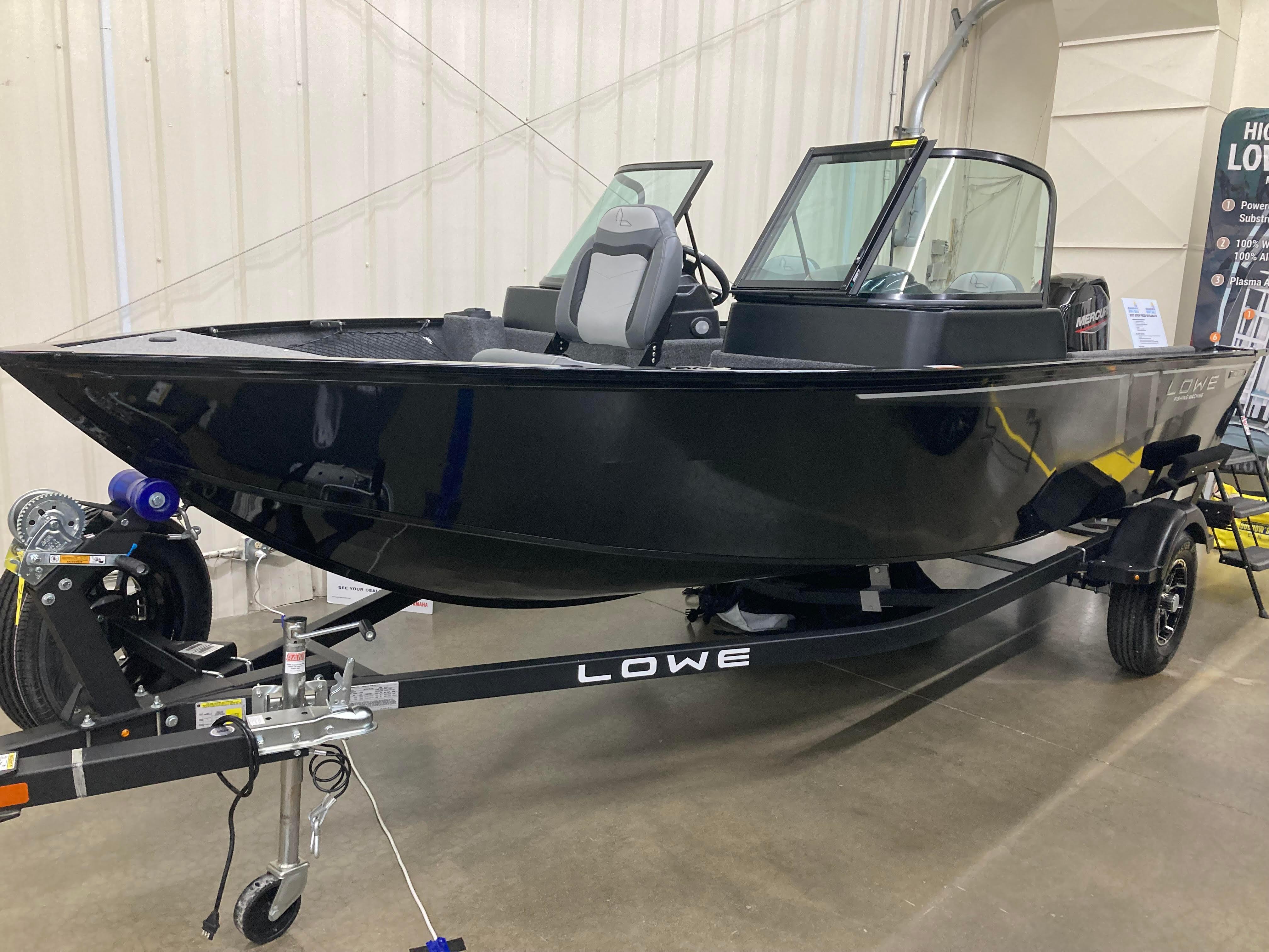 Lowe FM 1675 WT