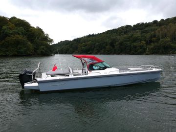 2020 Axopar 28