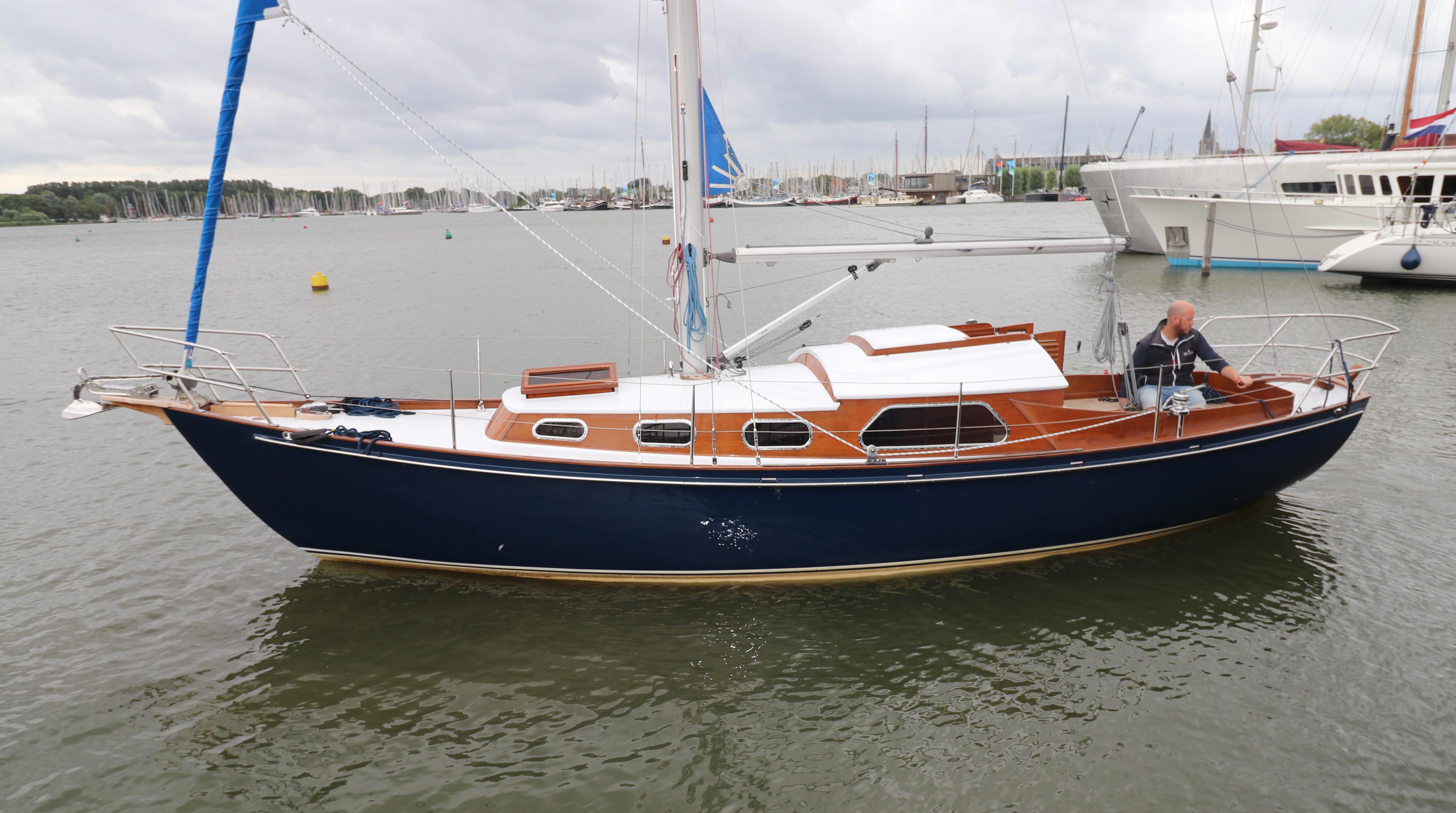 sailboat for sale 30ft