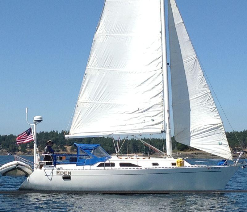 1993 Freedom Cruising sloop