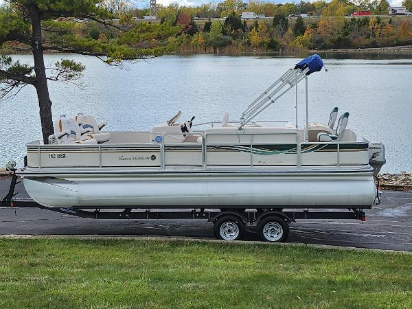 2002 Harris FloteBote Fisherman 220