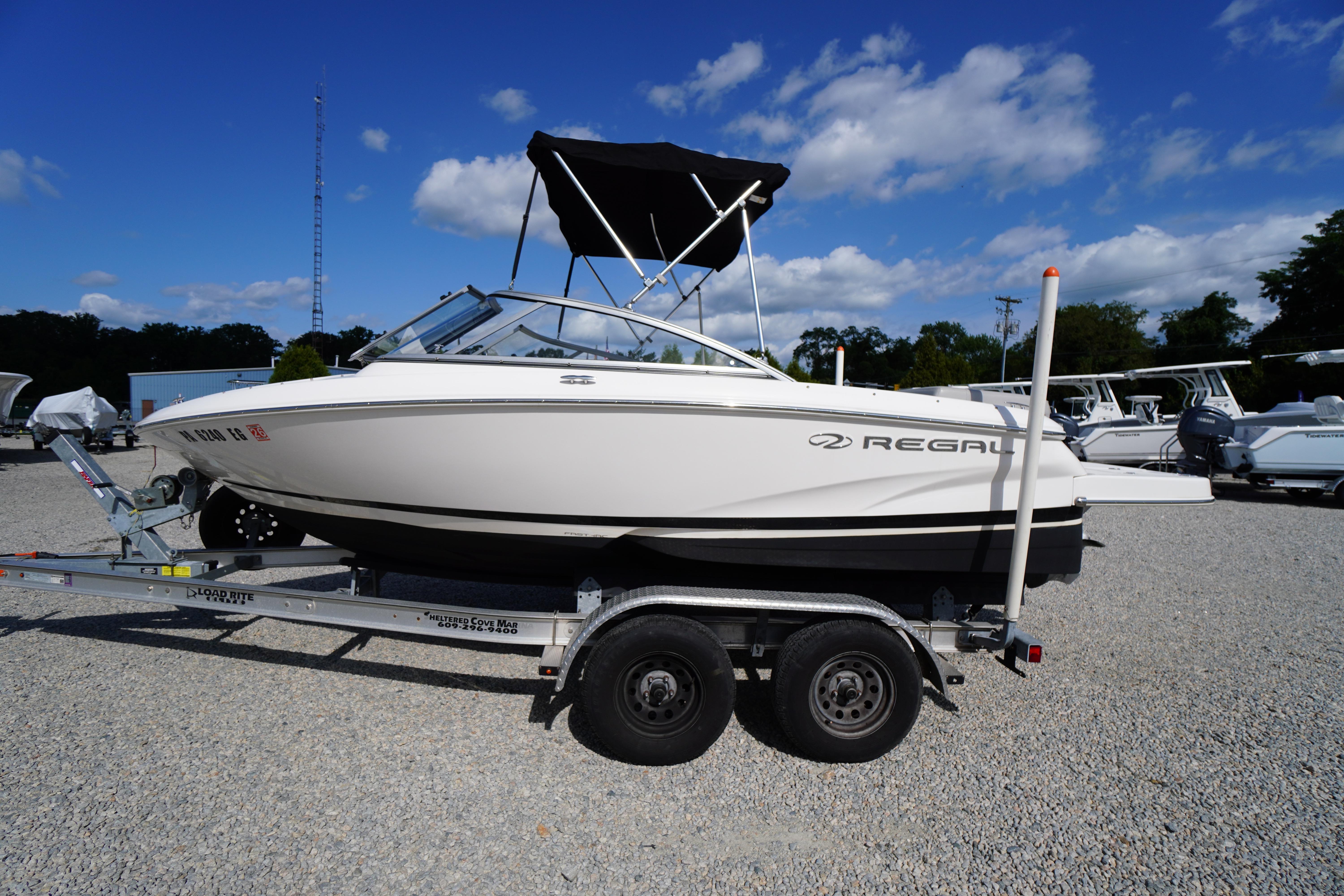 2019 Regal 1900 ES Bowrider