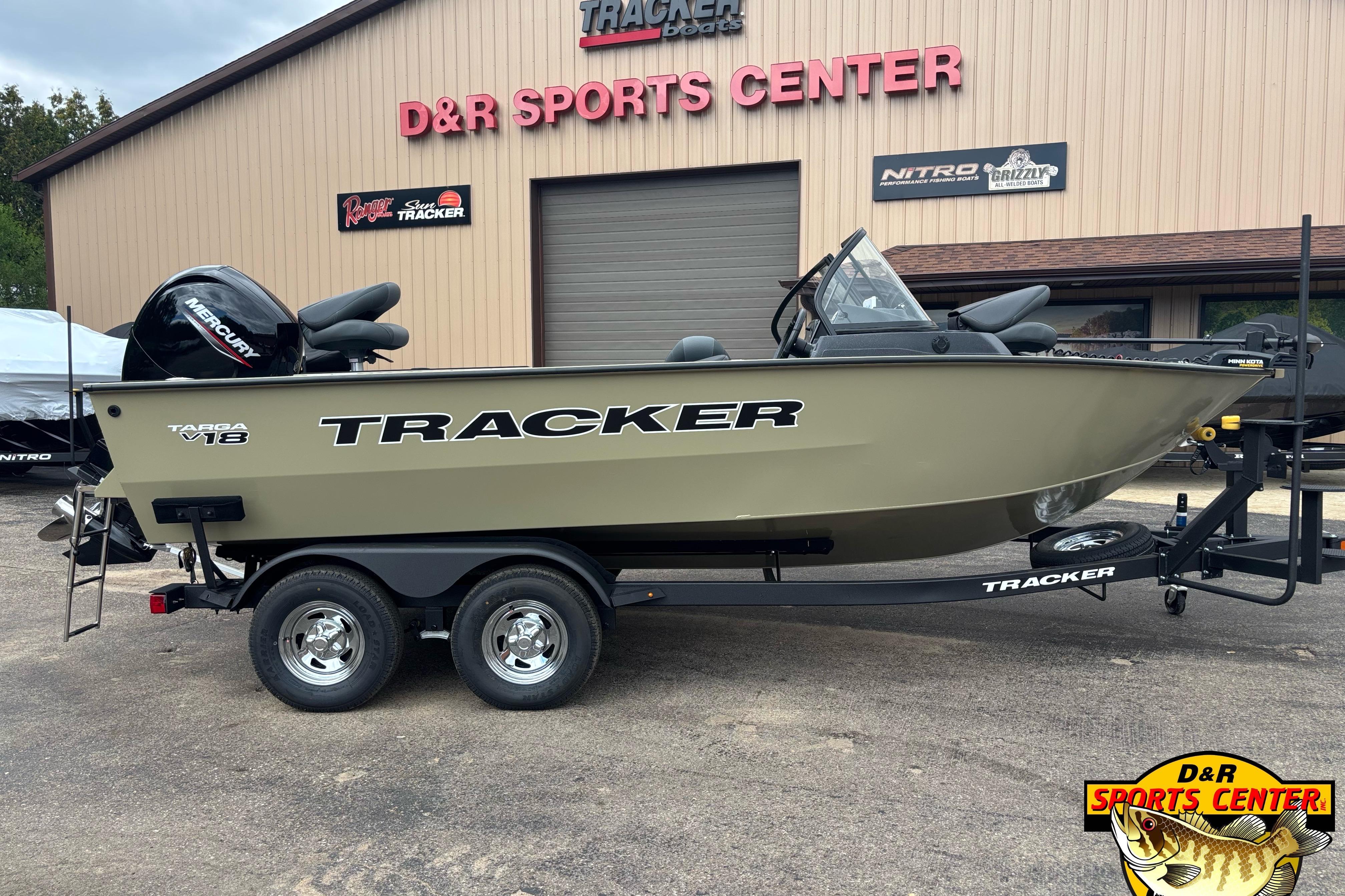 Tracker Targa V-18 Combo 2026 Tracker Targa V-18 Combo boat at D&R Sports Center, featuring Mercury engine.