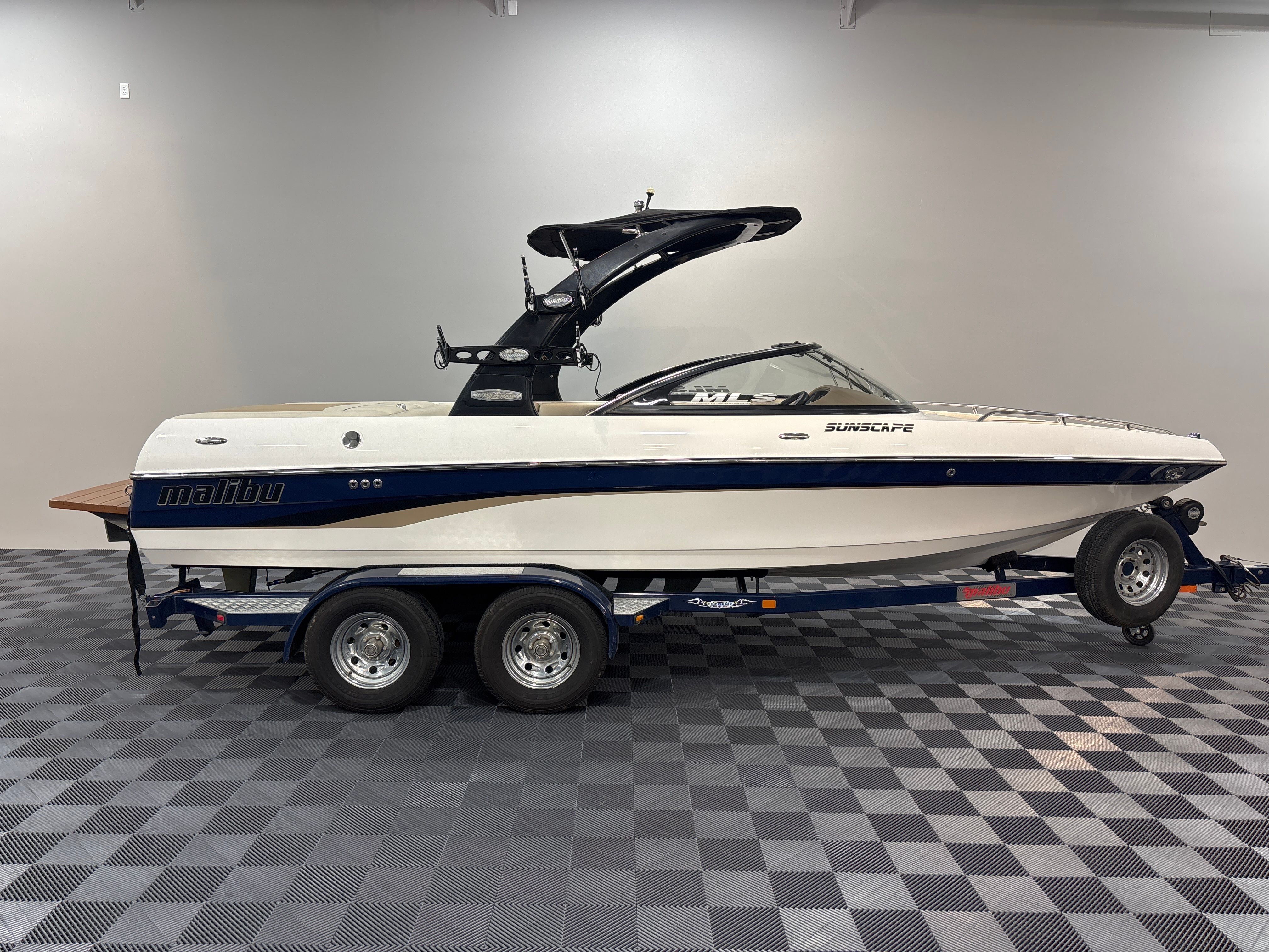 2004 Malibu Sunscape 21 LSV
