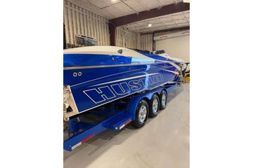 2016 Hustler 39