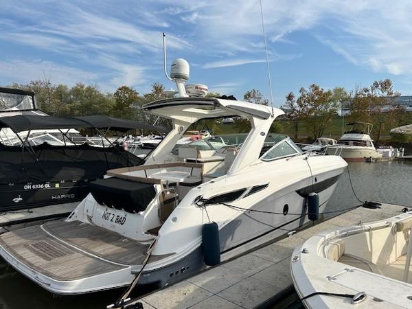 2016 Sea Ray 350 Sundancer