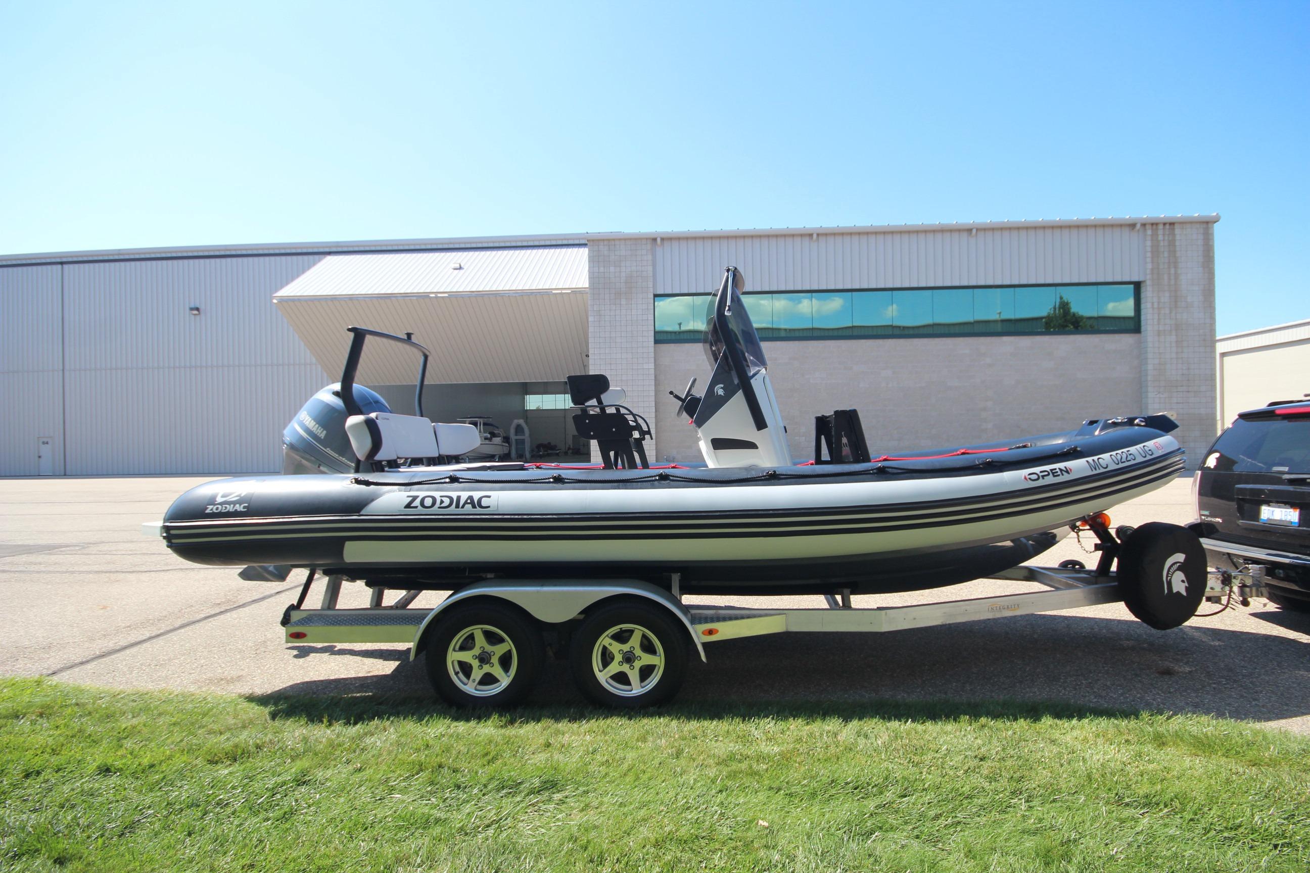 2018 Zodiac Open 7 NEO w/ Trailer