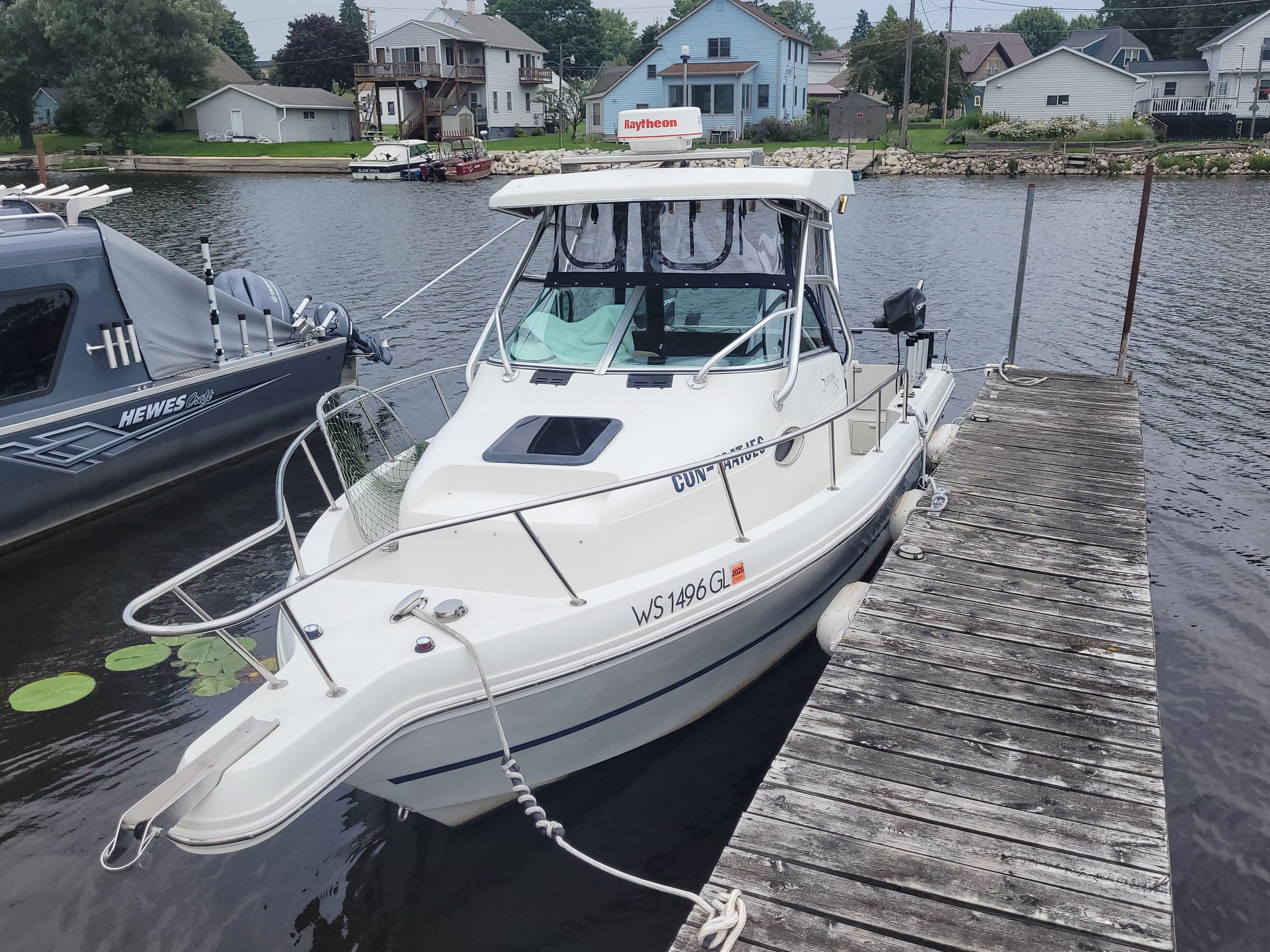 2003 Caravelle Sea Hawk 230 Walk Around OB
