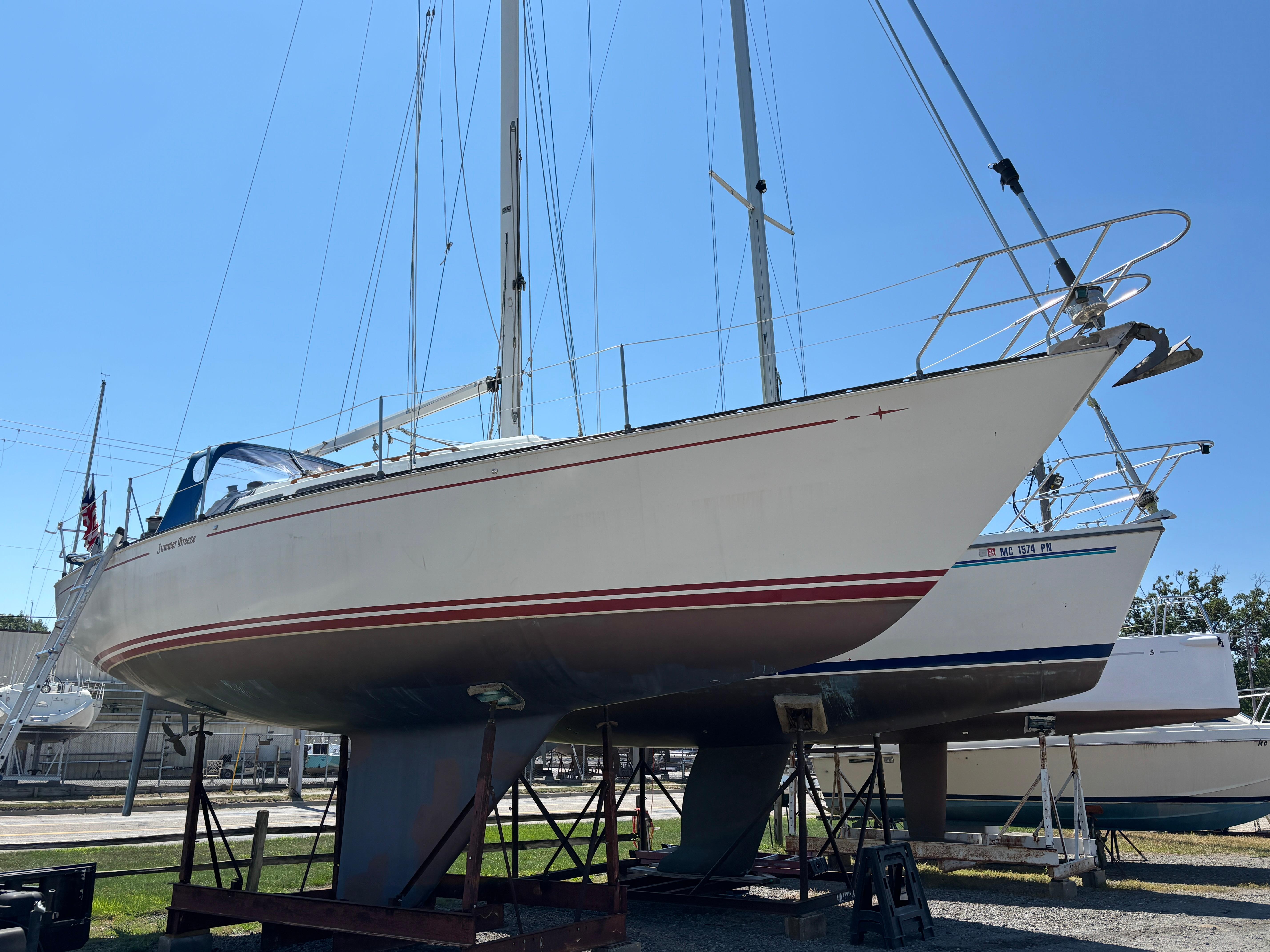 C&C 37