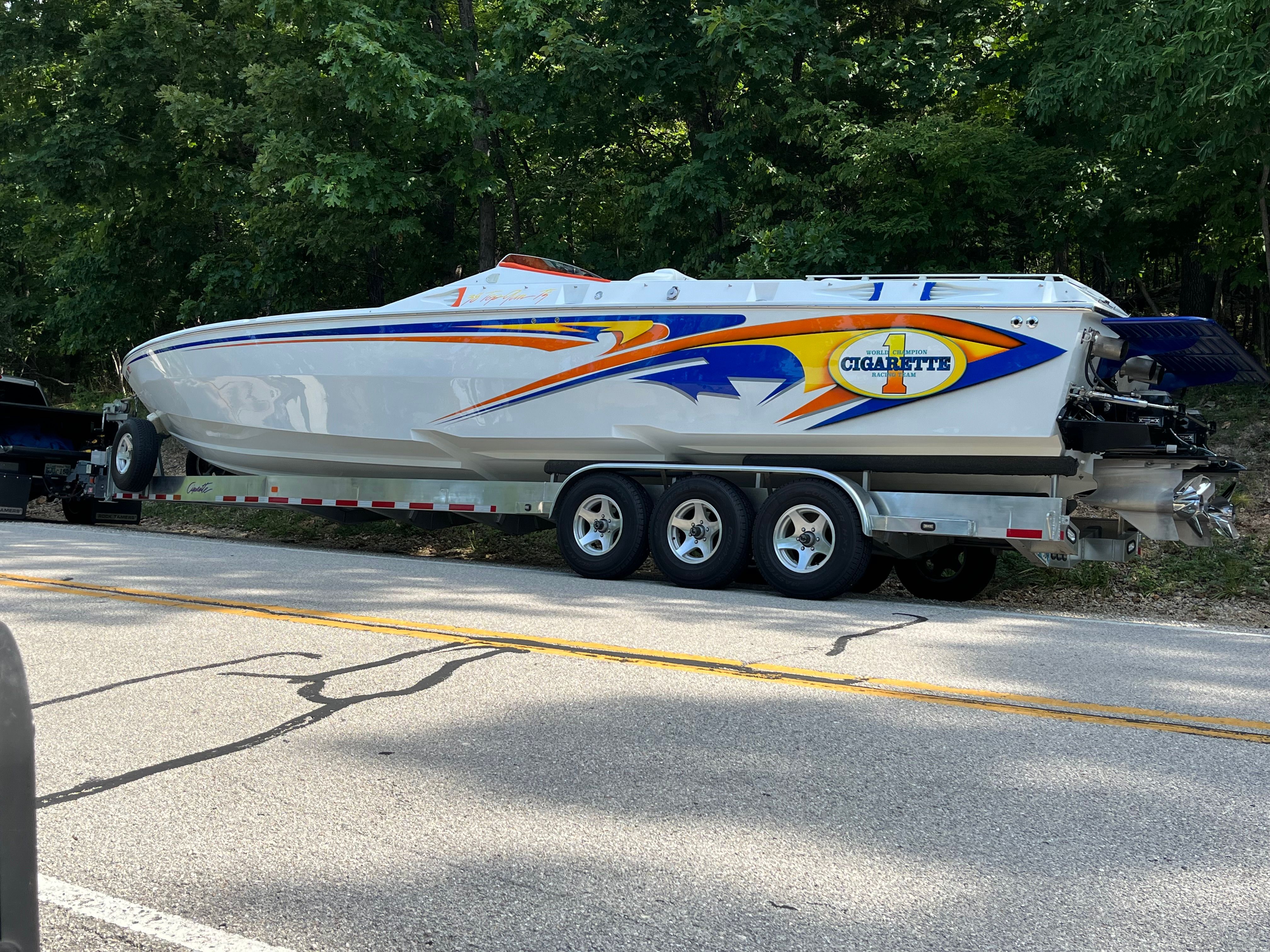 2001 Cigarette 38 Top Gun TS