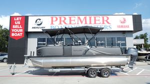 Avalon LSZ VRB23T 2025 Avalon LSZ VRB23T pontoon boat at Premier Boating Centers dealership.
