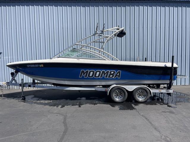 2004 Moomba LSV