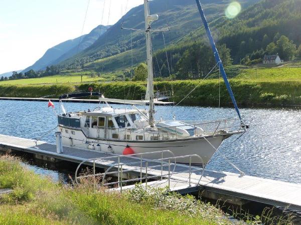 2002 Nauticat 44 Pilot House