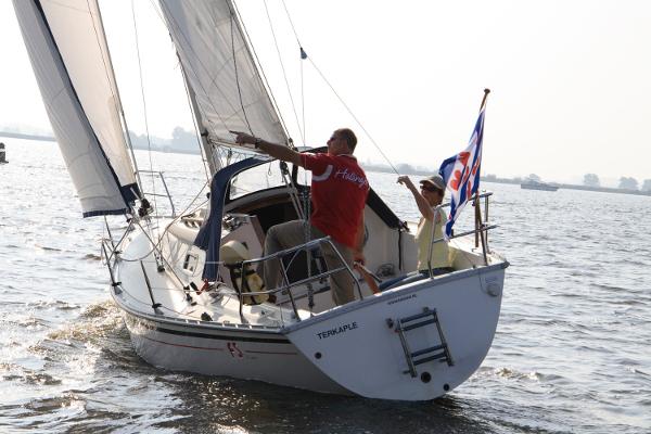 2007 Friendship 26 te huur 26