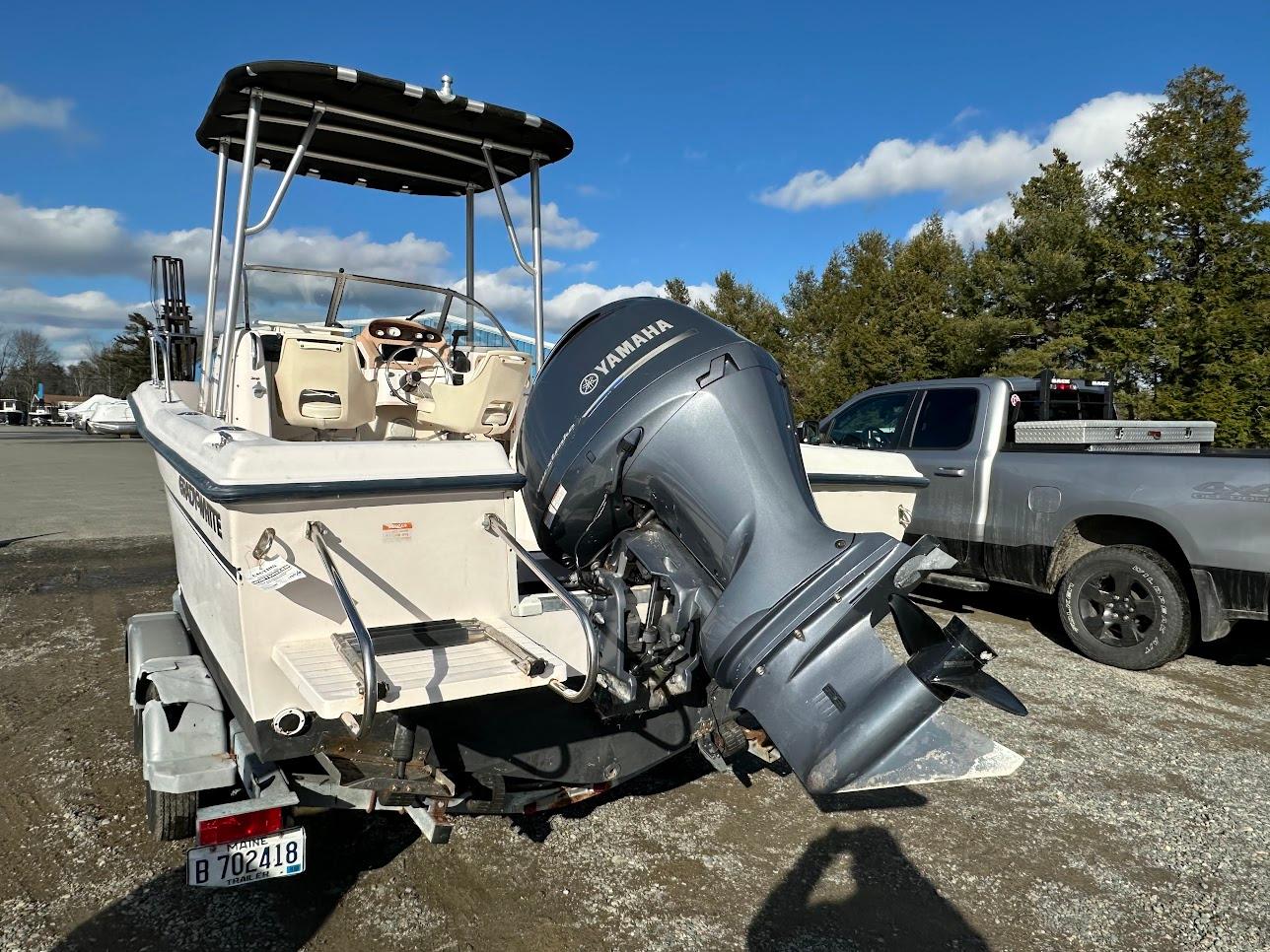1997 Grady-White 208 Adventure